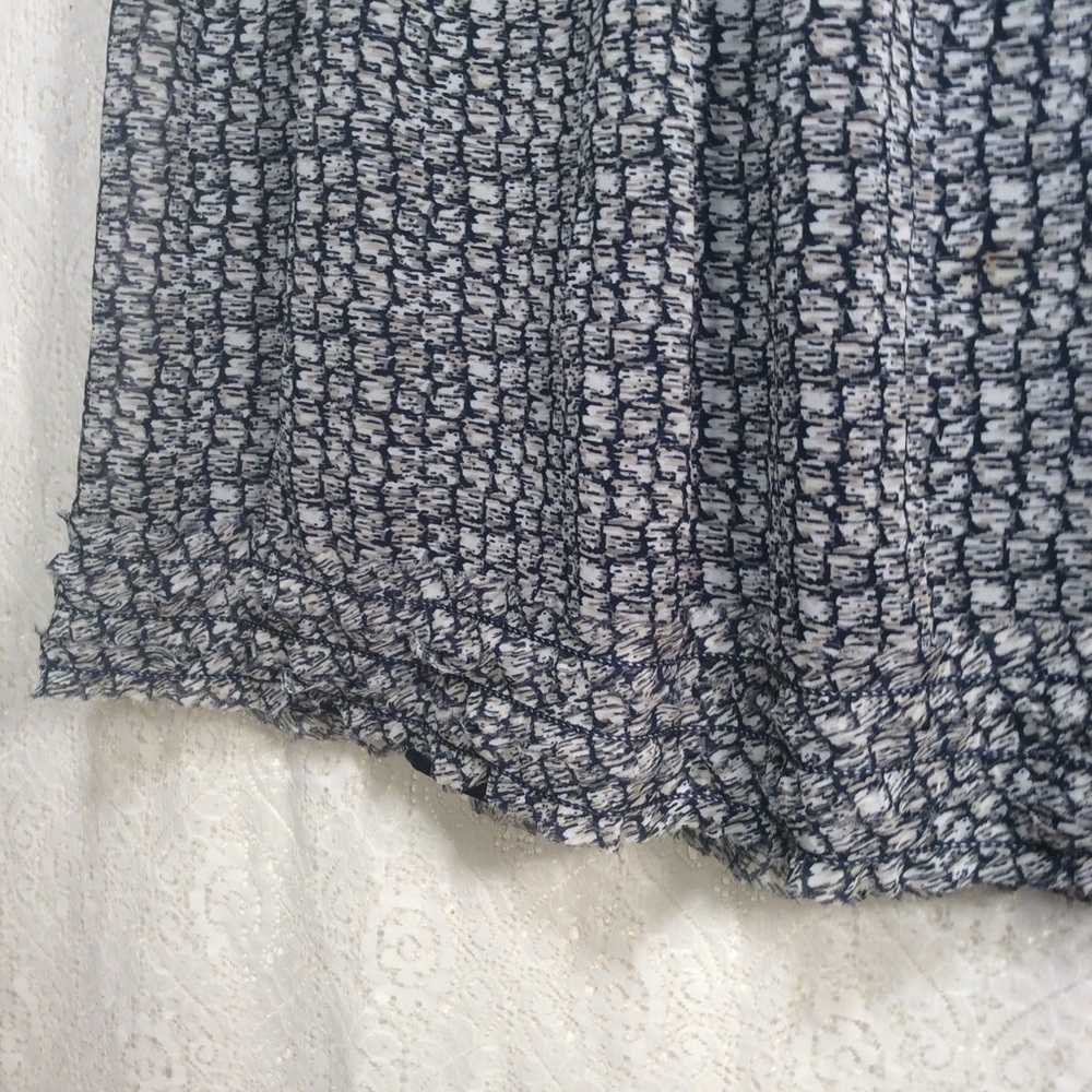 Max Edition Ruffled Skirt - Picture 3 of 8